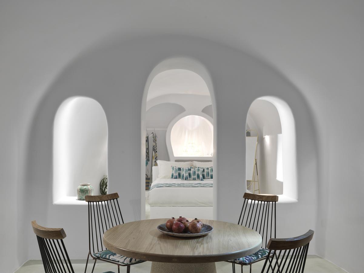 Limestone Фира Екстериор снимка